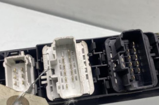 Interrupteur de leve vitre avant gauche RENAULT ESPACE 4