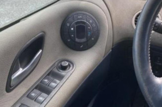 Interrupteur de leve vitre avant gauche RENAULT ESPACE 4