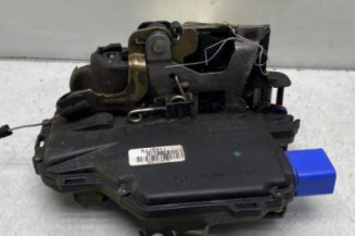Serrure avant gauche SKODA FABIA 1