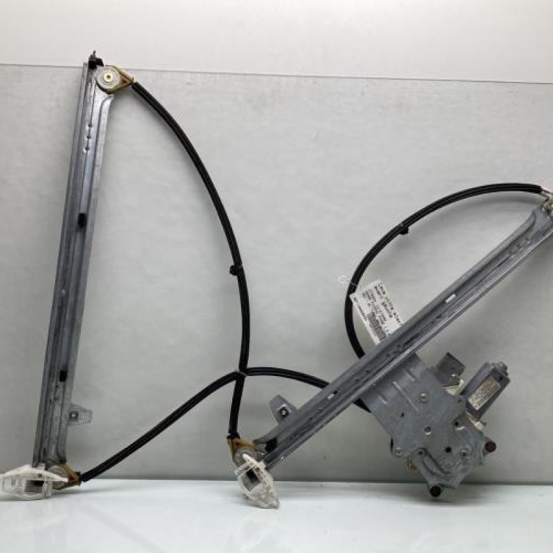 Leve vitre electrique avant gauche CITROEN XSARA PICASSO Photo n°1