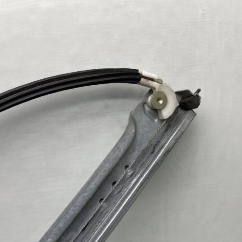 Leve vitre electrique avant gauche CITROEN XSARA PICASSO Photo n°5
