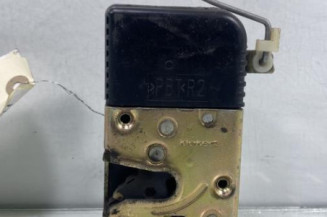 Serrure avant droit PEUGEOT 307