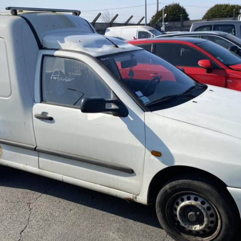 Feu arriere principal droit (feux) VOLKSWAGEN CADDY 2 Photo n°12