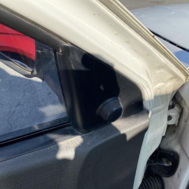Feu arriere principal droit (feux) VOLKSWAGEN CADDY 2 Photo n°15