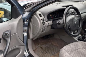 Serrure arriere gauche RENAULT LAGUNA 2