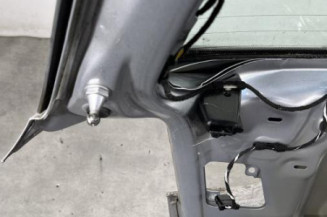 Malle/Hayon arriere VOLKSWAGEN GOLF 6