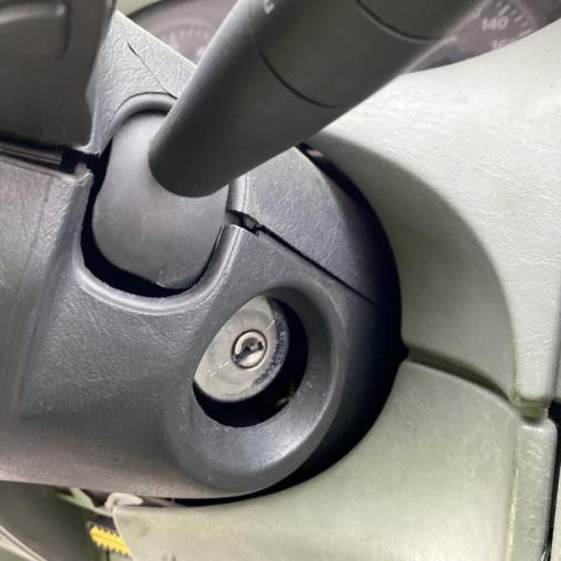 Bouton de warning RENAULT TRAFIC 2 Photo n°20