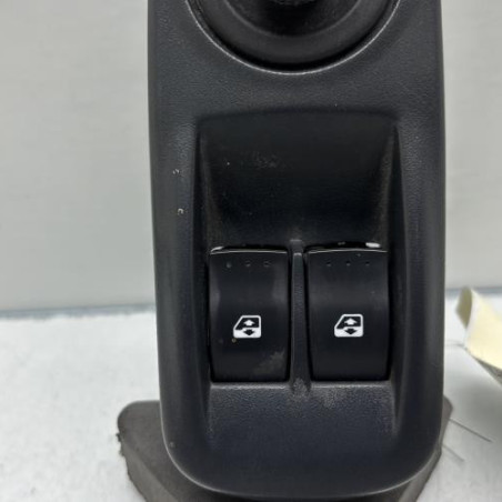 Interrupteur de leve vitre avant gauche RENAULT TRAFIC 2
