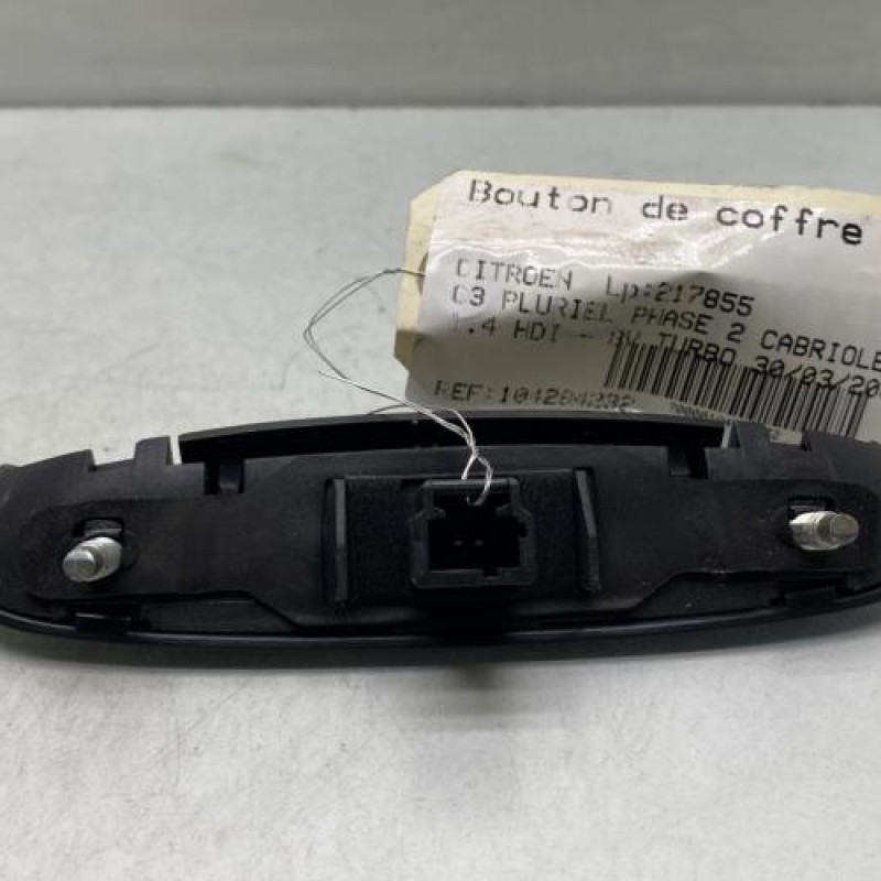 Bouton de coffre CITROEN C3 PLURIEL Photo n°3