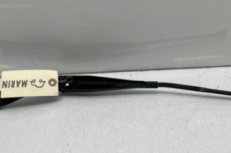 Bras essuie glace avant gauche MERCEDES CLASSE C 204