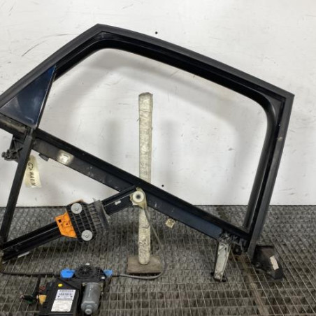 Leve vitre electrique arriere droit AUDI A4 2 Photo n°1
