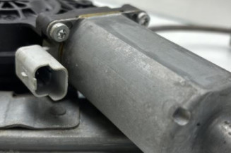 Leve vitre electrique avant droit PEUGEOT 206