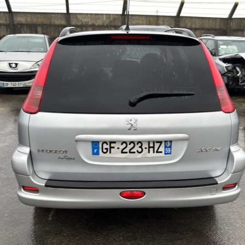 Bloc ABS (freins anti-blocage) PEUGEOT 206 Photo n°5