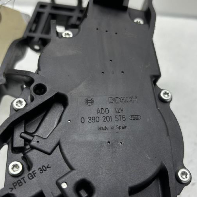 Moteur essuie glace arriere PEUGEOT 206 Photo n°6