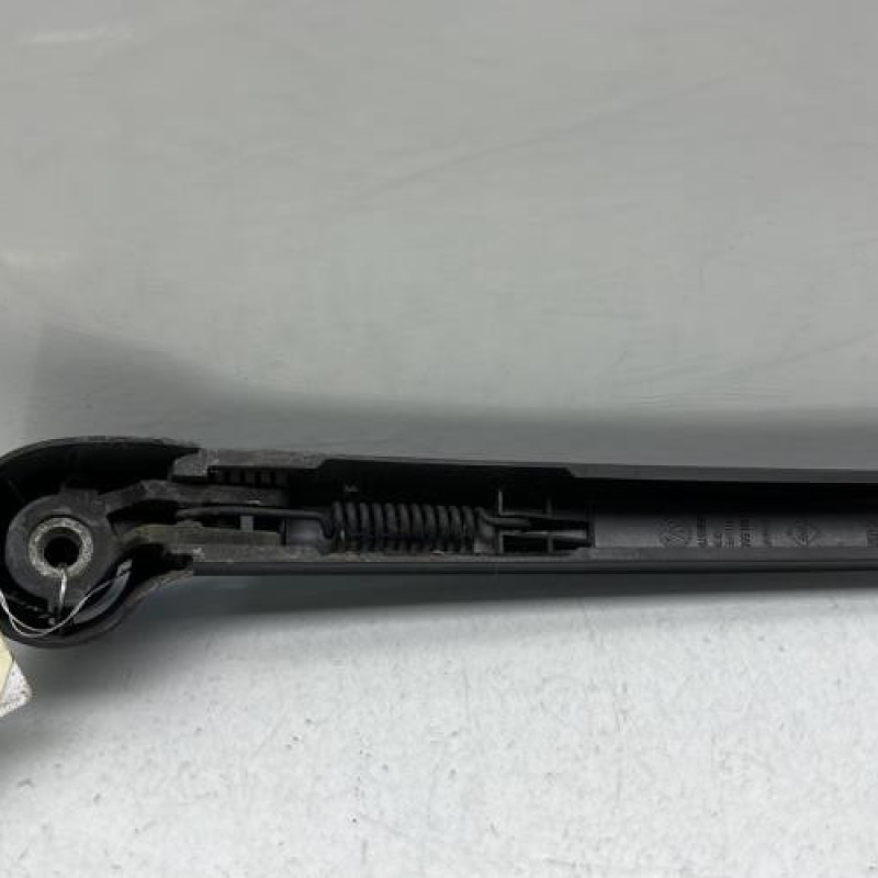 Bras essuie glace arriere VOLKSWAGEN GOLF PLUS Photo n°4