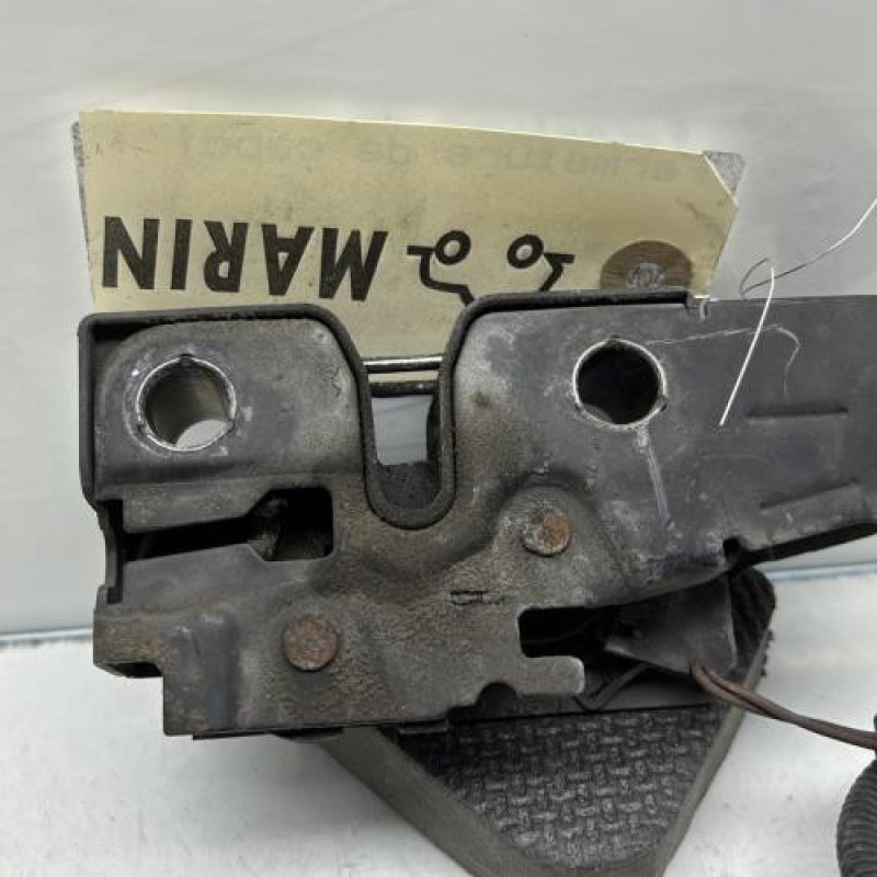 Fermeture de capot VOLKSWAGEN GOLF PLUS Photo n°4
