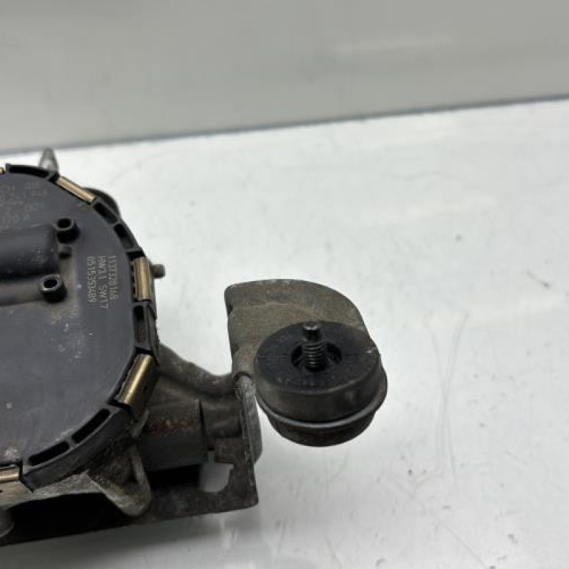 Moteur essuie glace avant droit VOLKSWAGEN GOLF PLUS Photo n°3