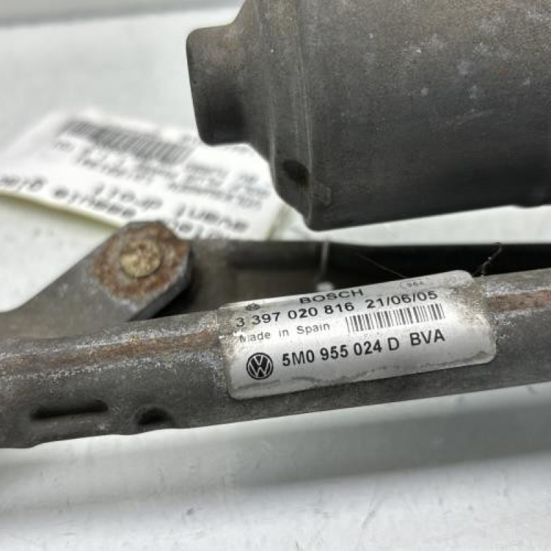 Moteur essuie glace avant droit VOLKSWAGEN GOLF PLUS Photo n°6