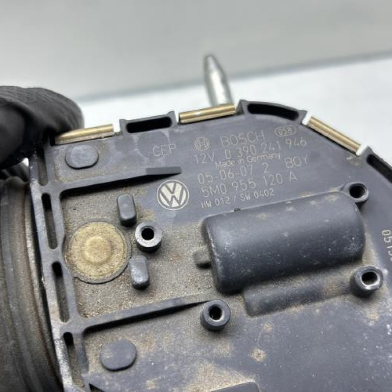Moteur essuie glace avant droit VOLKSWAGEN GOLF PLUS Photo n°7