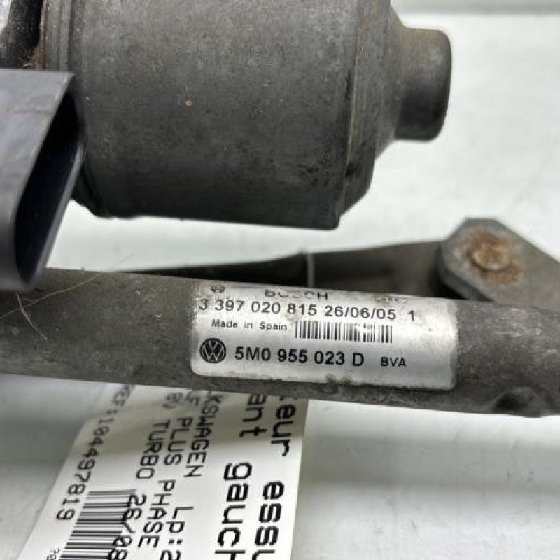 Moteur essuie glace avant gauche VOLKSWAGEN GOLF PLUS Photo n°4