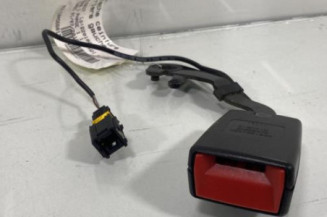 Attache ceinture arriere gauche PEUGEOT 5008 1 Photo n°1