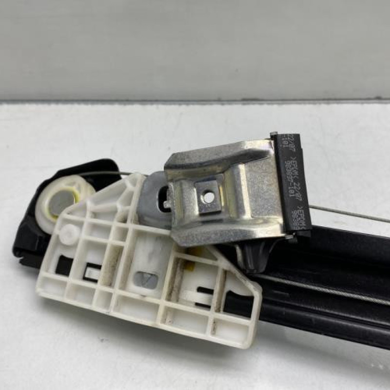 Leve vitre electrique arriere gauche MERCEDES CLASSE R 251 Photo n°3
