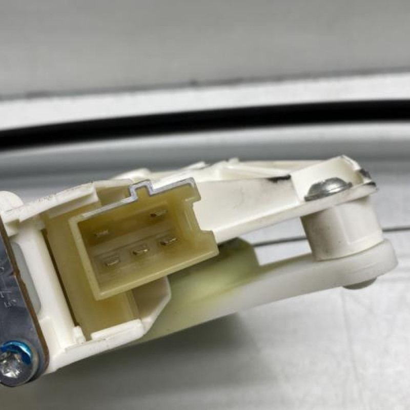 Leve vitre electrique arriere gauche MERCEDES CLASSE R 251 Photo n°4