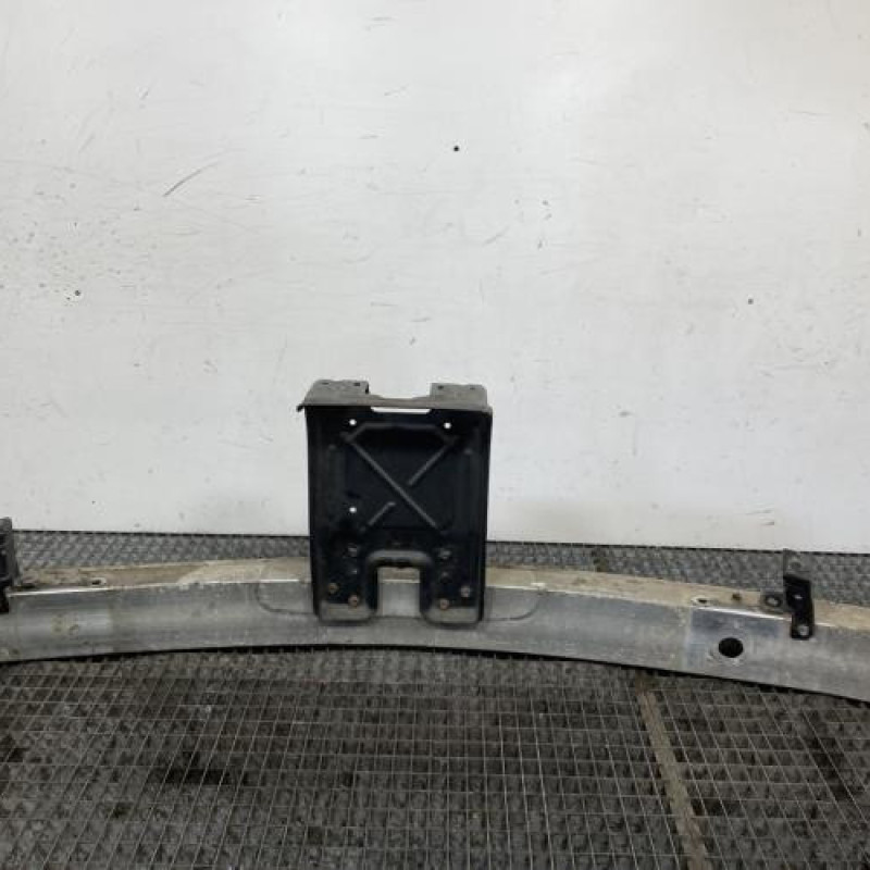 Renfort pare choc avant (traverse) MERCEDES CLASSE R 251 Photo n°4