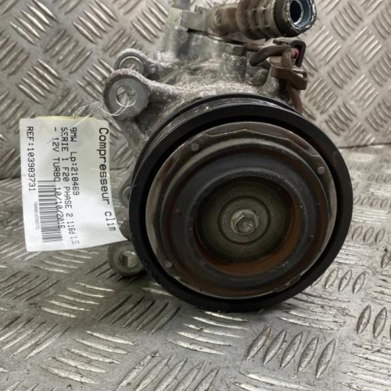 Compresseur clim BMW SERIE 1 F20 Photo n°3