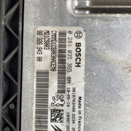 Calculateur moteur PEUGEOT 308 2