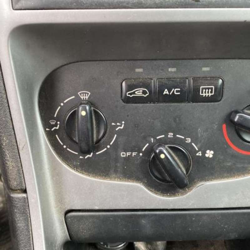 Boitier servitude moteur (BSM) PEUGEOT 307 Photo n°17