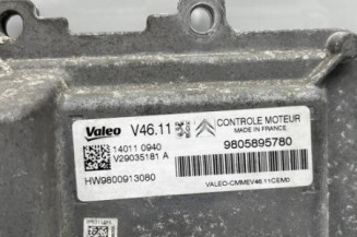 Calculateur moteur PEUGEOT 208 1