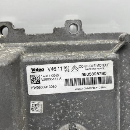 Calculateur moteur PEUGEOT 208 1