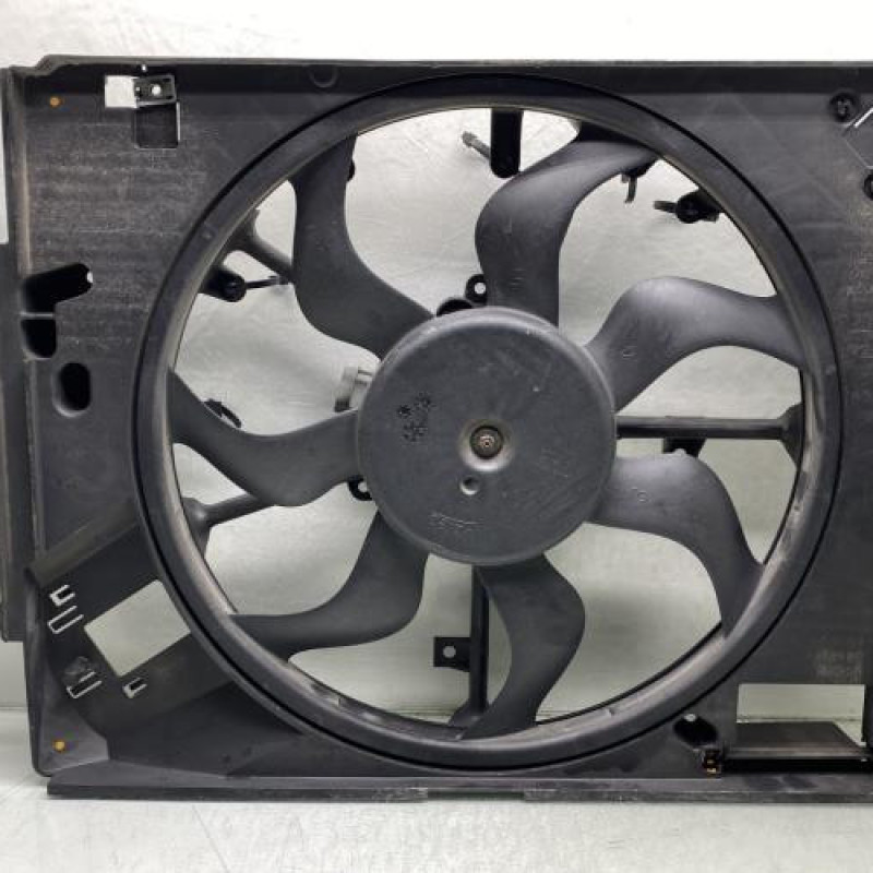 Moto ventilateur radiateur RENAULT CLIO 5 Photo n°1