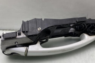 Poignee porte avant gauche VOLKSWAGEN POLO 5