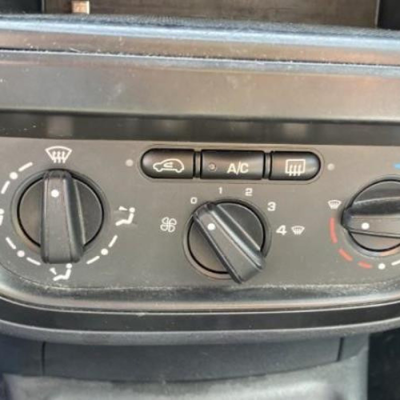 Boitier servitude moteur (BSM) CITROEN C3 1 Photo n°19