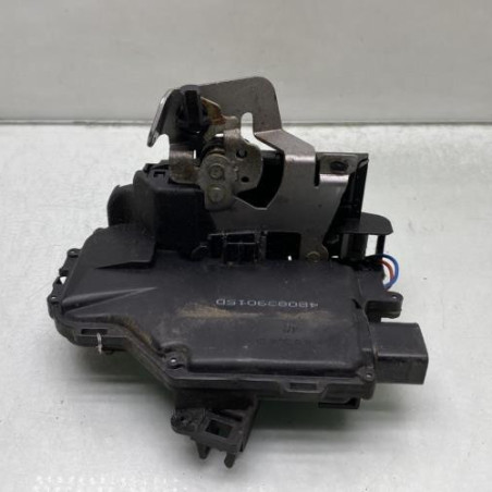 Serrure arriere gauche AUDI A4 2