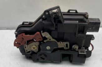 Serrure arriere gauche AUDI A4 2