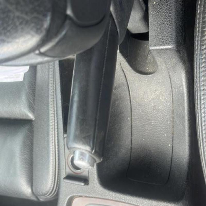 Serrure arriere gauche AUDI A4 2 Photo n°5