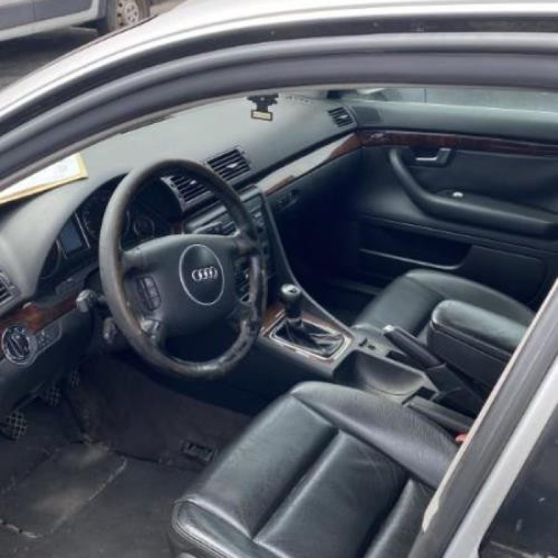 Serrure arriere gauche AUDI A4 2 Photo n°6