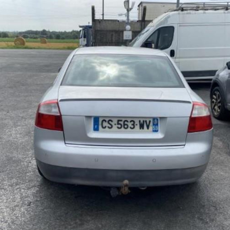 Serrure arriere gauche AUDI A4 2 Photo n°17