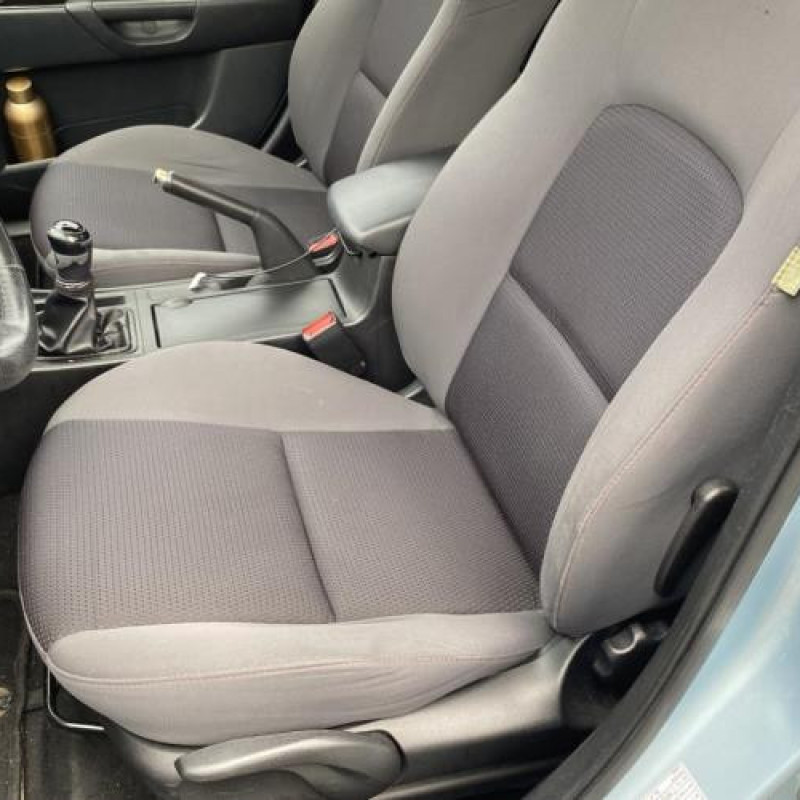 Pare boue arriere droit MAZDA 3 1 Photo n°8