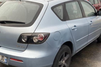 Pare boue arriere droit MAZDA 3 1