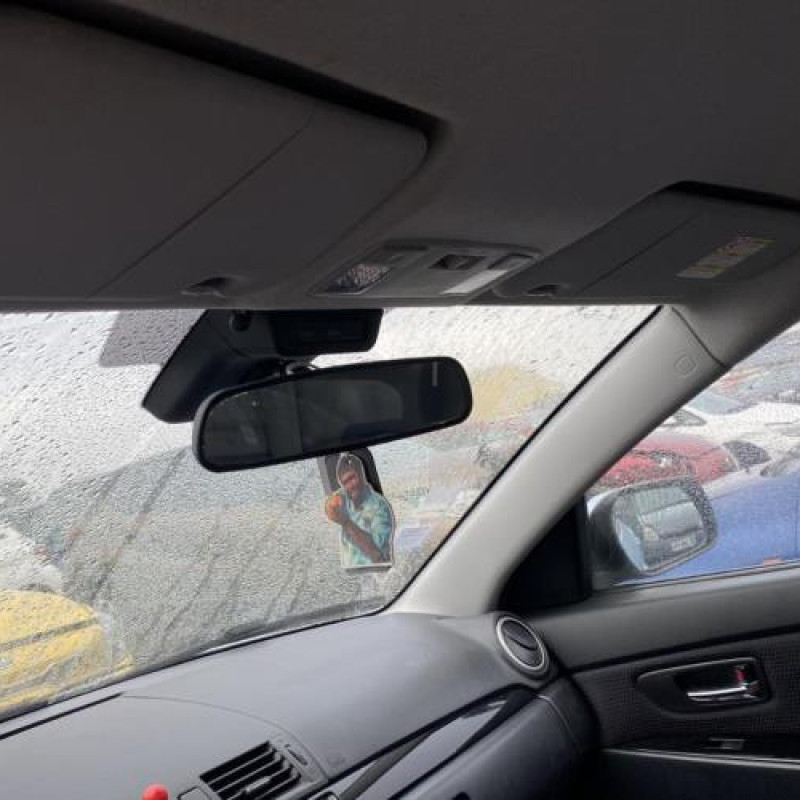 Pare boue arriere droit MAZDA 3 1 Photo n°11