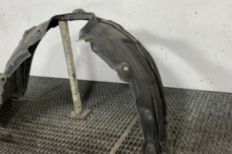 Pare boue avant droit MAZDA 3 1
