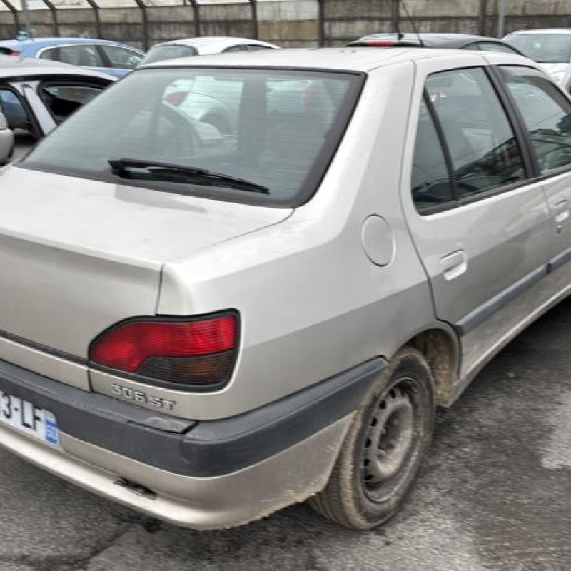 Serrure arriere droit PEUGEOT 306 Photo n°7