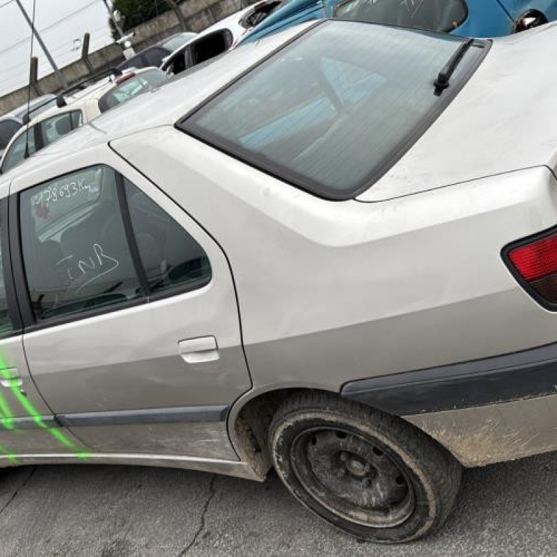 Serrure arriere droit PEUGEOT 306 Photo n°11
