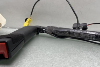 Pretensionneur de ceinture avant droit OPEL MERIVA B