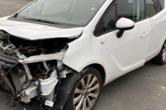 Pretensionneur de ceinture avant droit OPEL MERIVA B