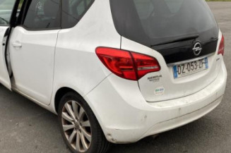 Pretensionneur de ceinture avant droit OPEL MERIVA B